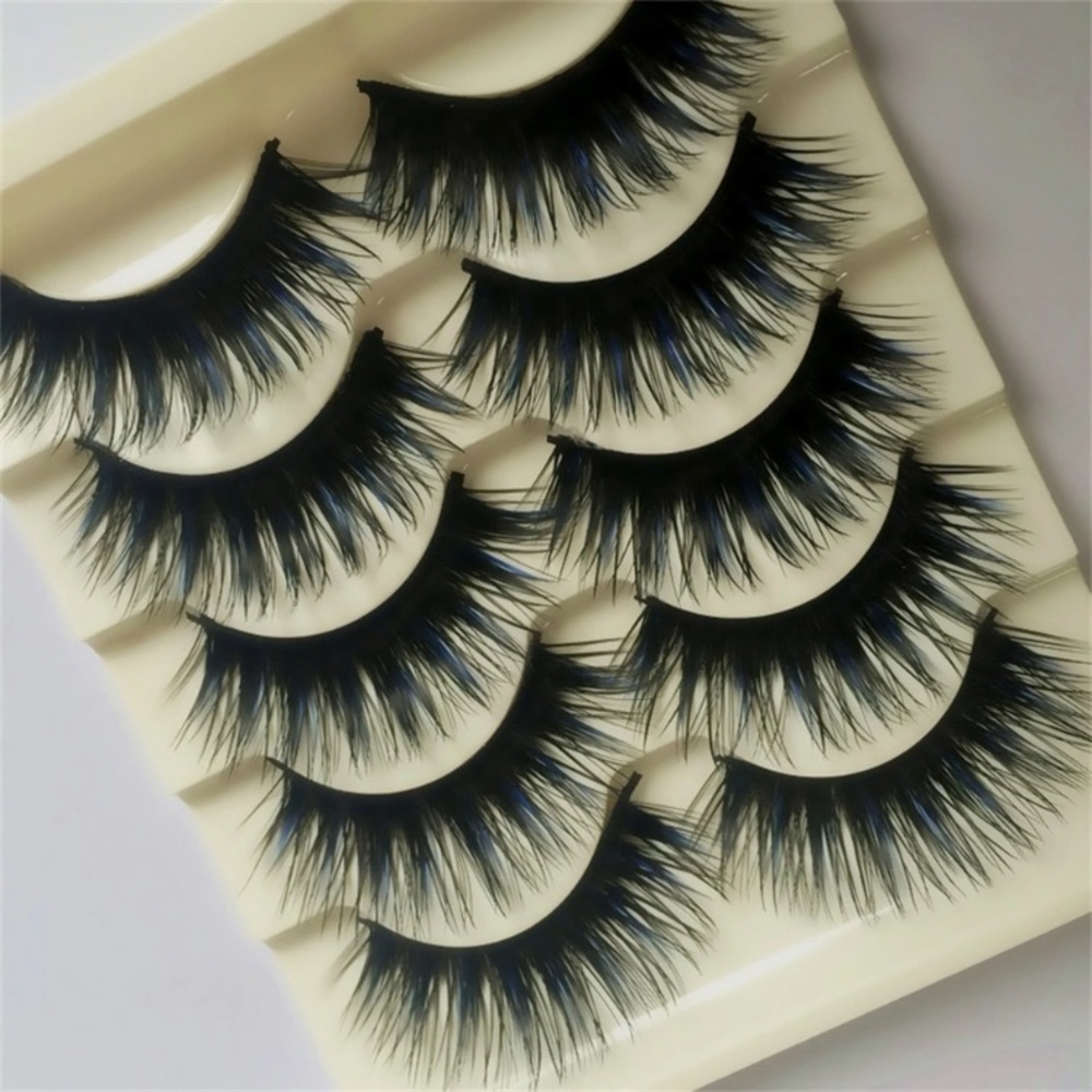 Eye lashes